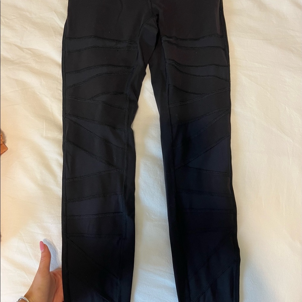 Lululemon Full Length Mesh Geometric Print Leggings, Size 4